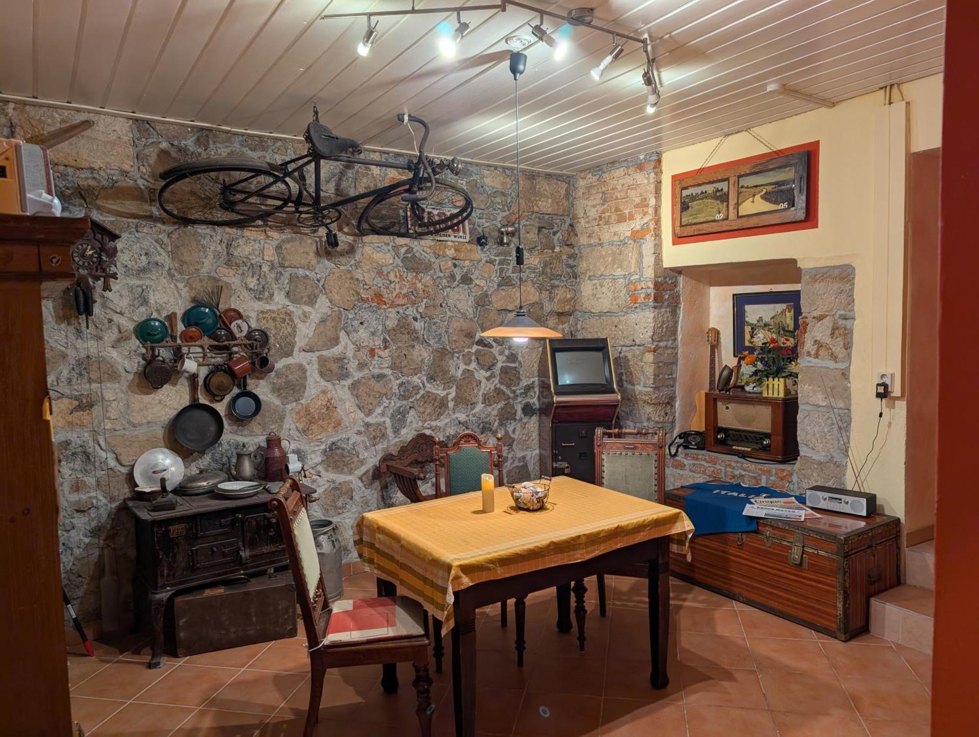 Gaestehaus Locanda Al Castello Штольпен Экстерьер фото